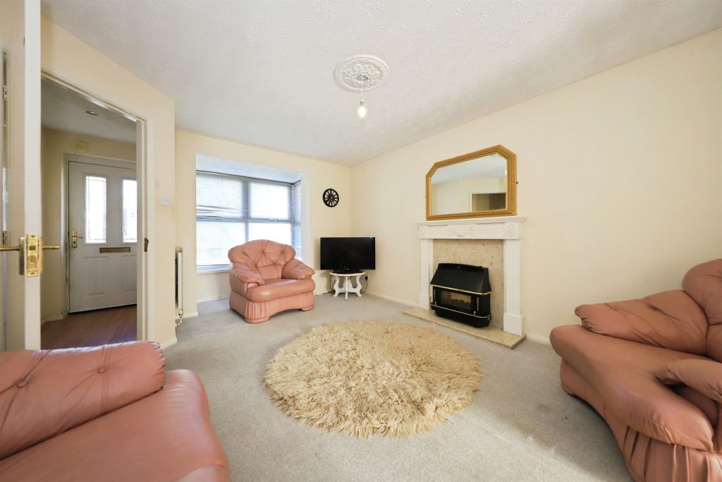 Property photo 3 of 17