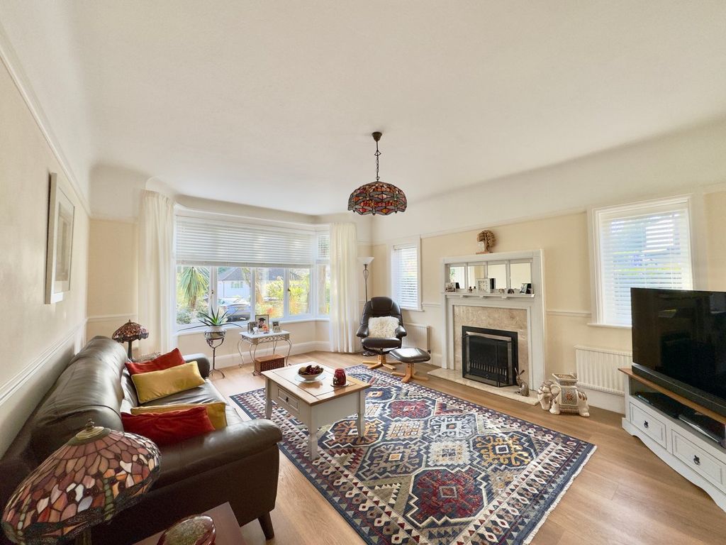 Additional image 4 of 5 bed detached house for saleElgin Road, Talbot Woods, Bournemouth BH4