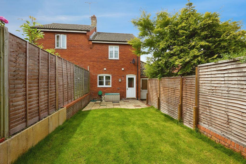 Property photo 2 of 11