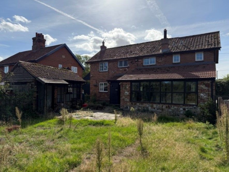 Property photo 2 of 30