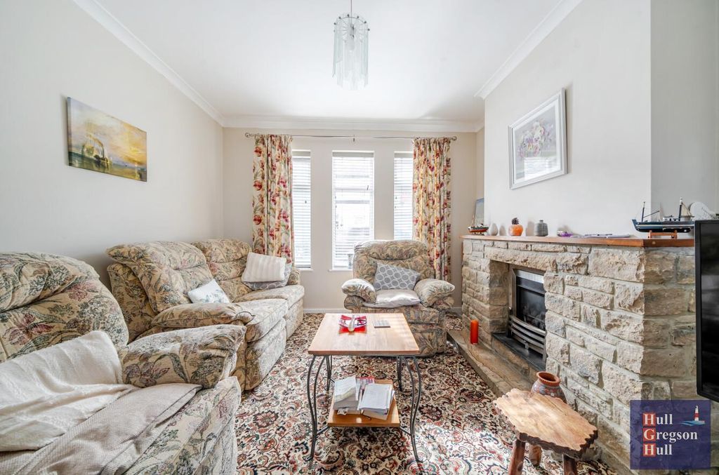 Property photo 3 of 16 1E319cc0-Bd00-4B58-Adce-01A50Fa17c63.Jpg