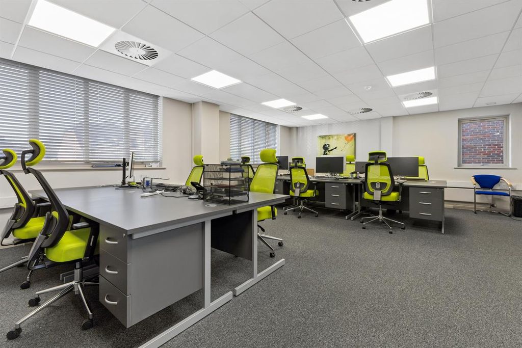 Property photo 2 of 6 Photo