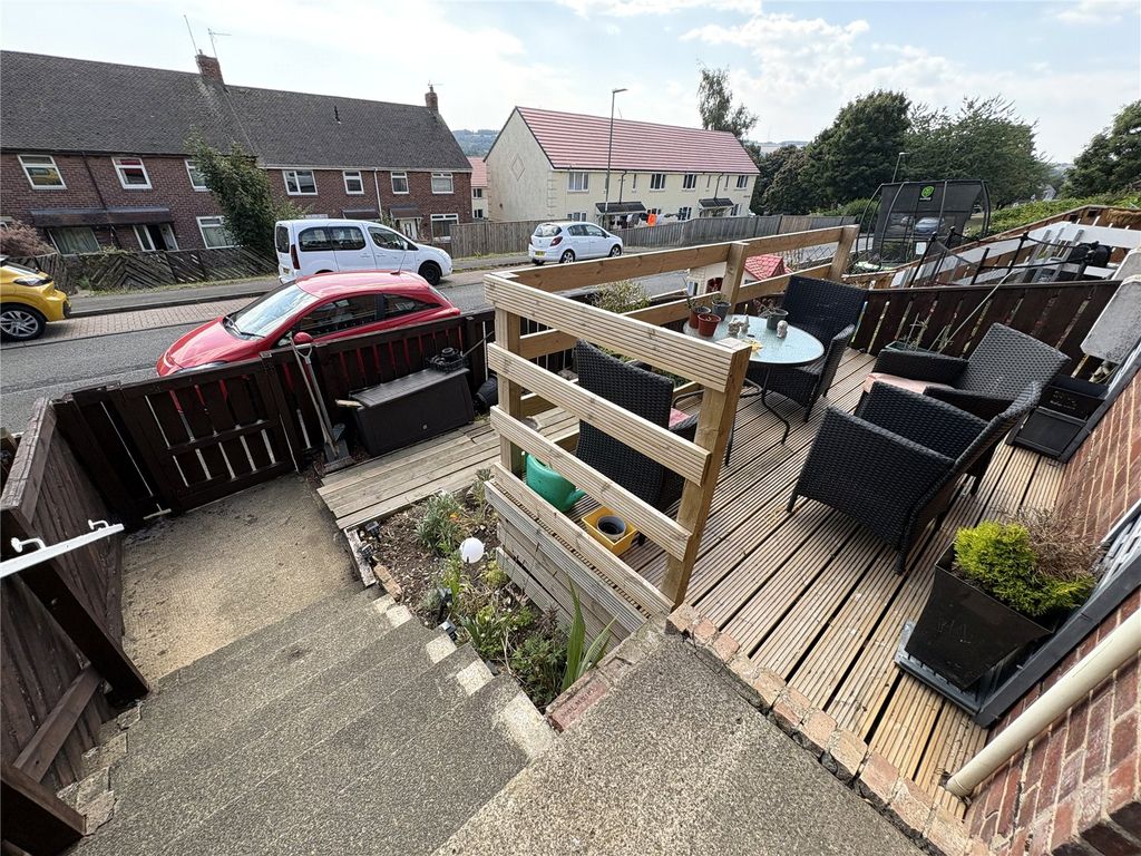 Property photo 2 of 17 Picture No. 03