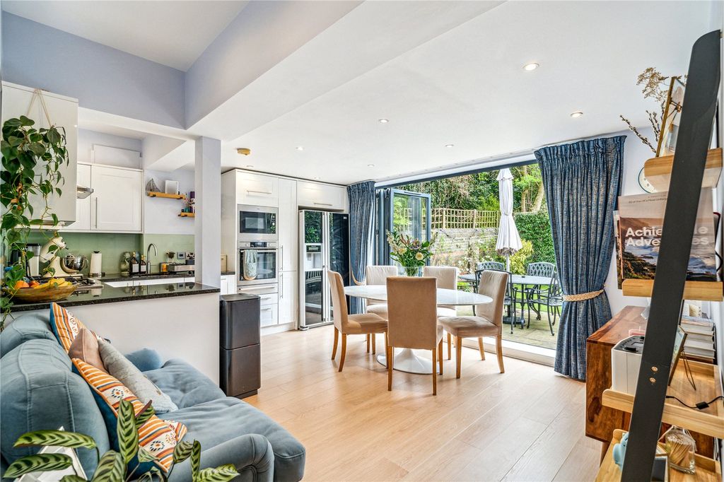 Property photo 1 of 12 Reception Room