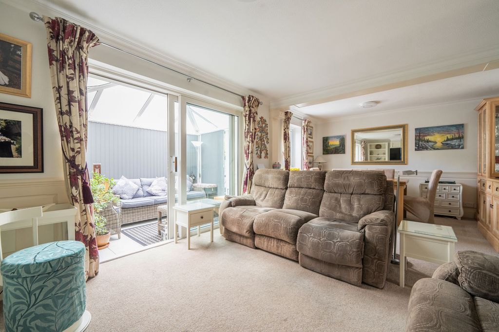 Property photo 2 of 15 Living Room