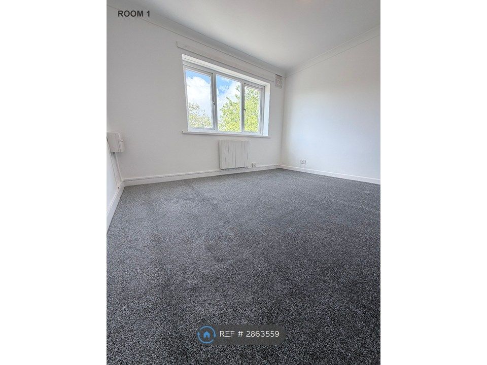 Property photo 1 of 7 Room 1