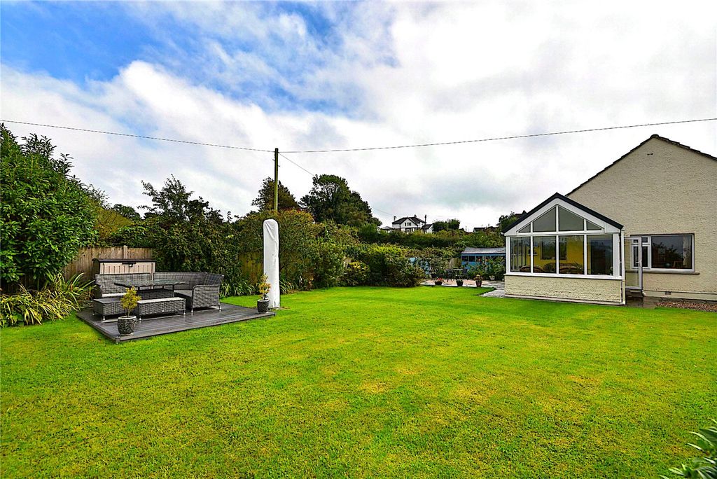 Property photo 2 of 33 Picture No. 66