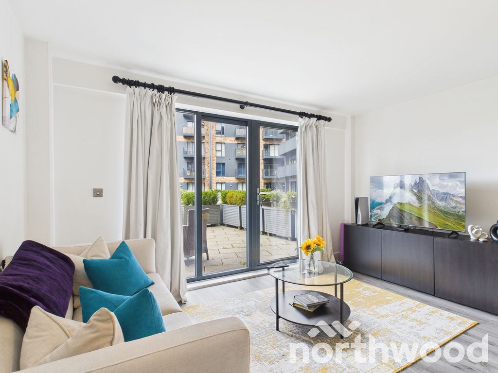 Property photo 3 of 17