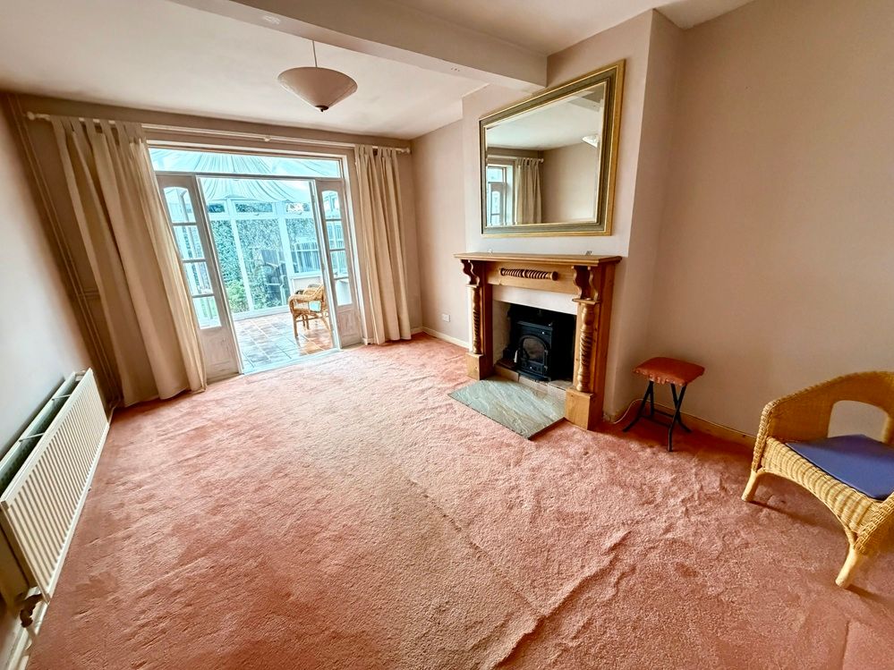 Property photo 2 of 23 Sitting Room