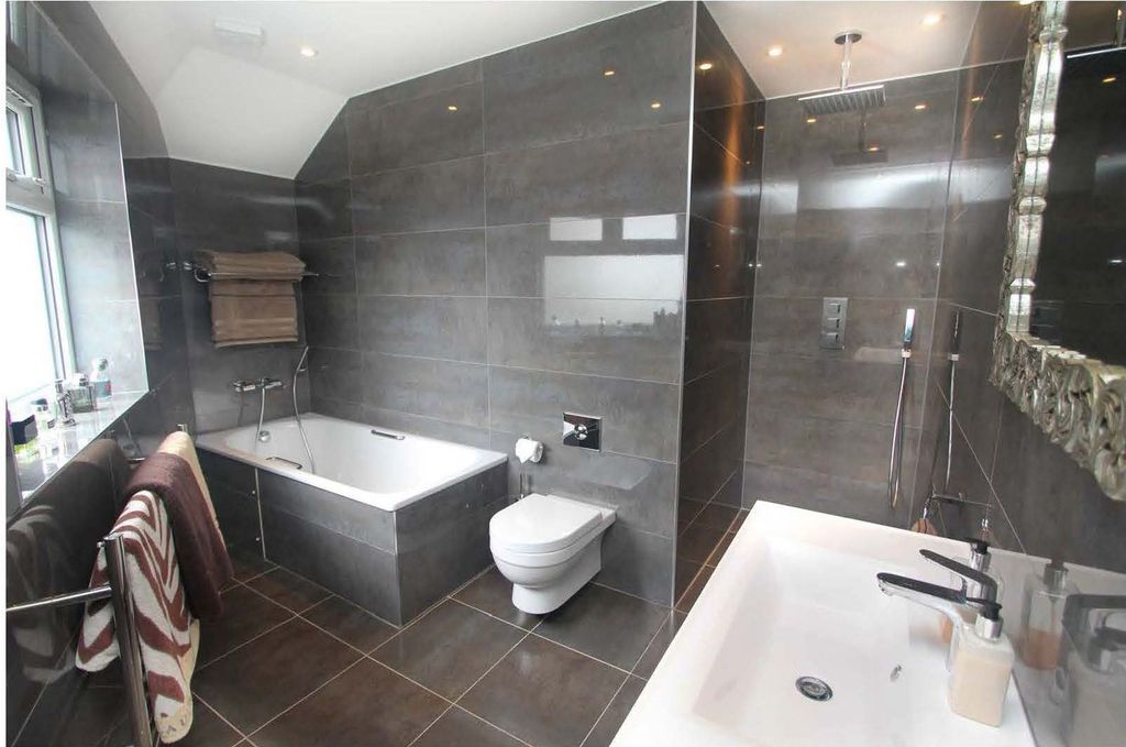 Additional image 9 of 5 bed detached house for saleOakleigh Gardens, Edgware HA8