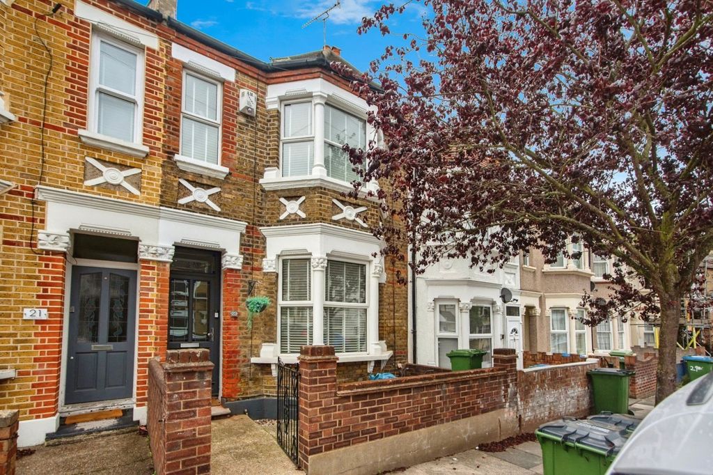 Property photo 1 of 13 External