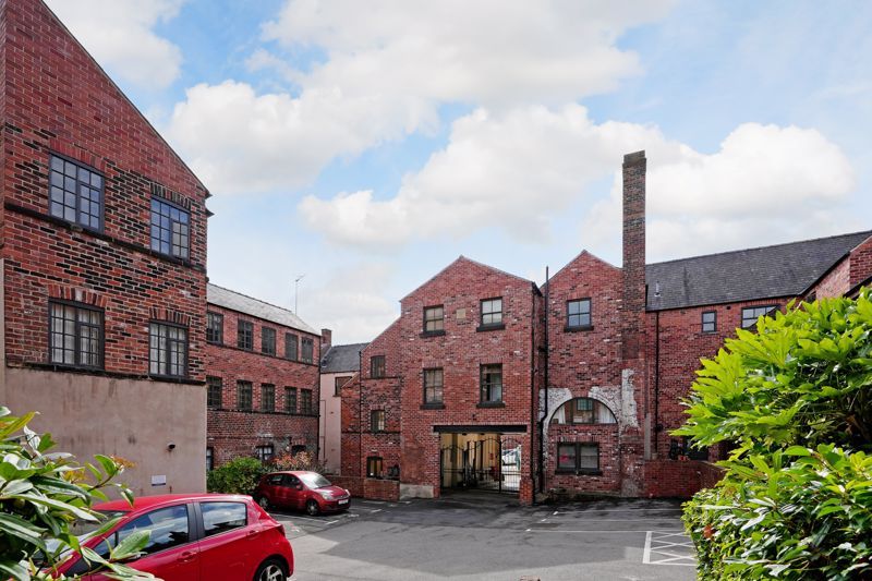 Property photo 2 of 15 External