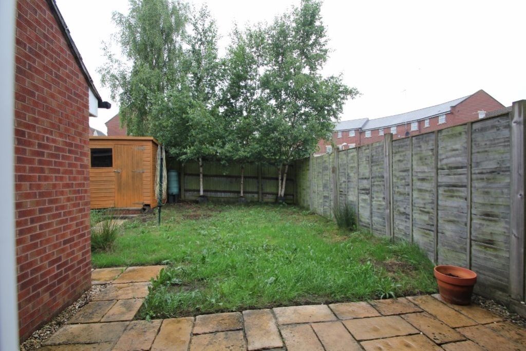 Property photo 3 of 10 033 (1024x683)