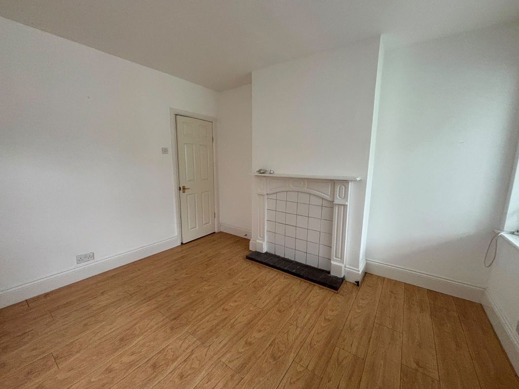 Property photo 3 of 11 Image