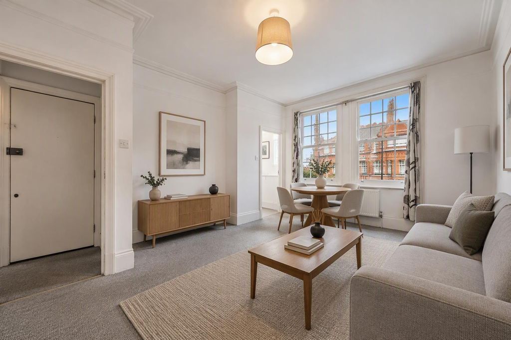 Property photo 3 of 7 Virtually Staged - Reception