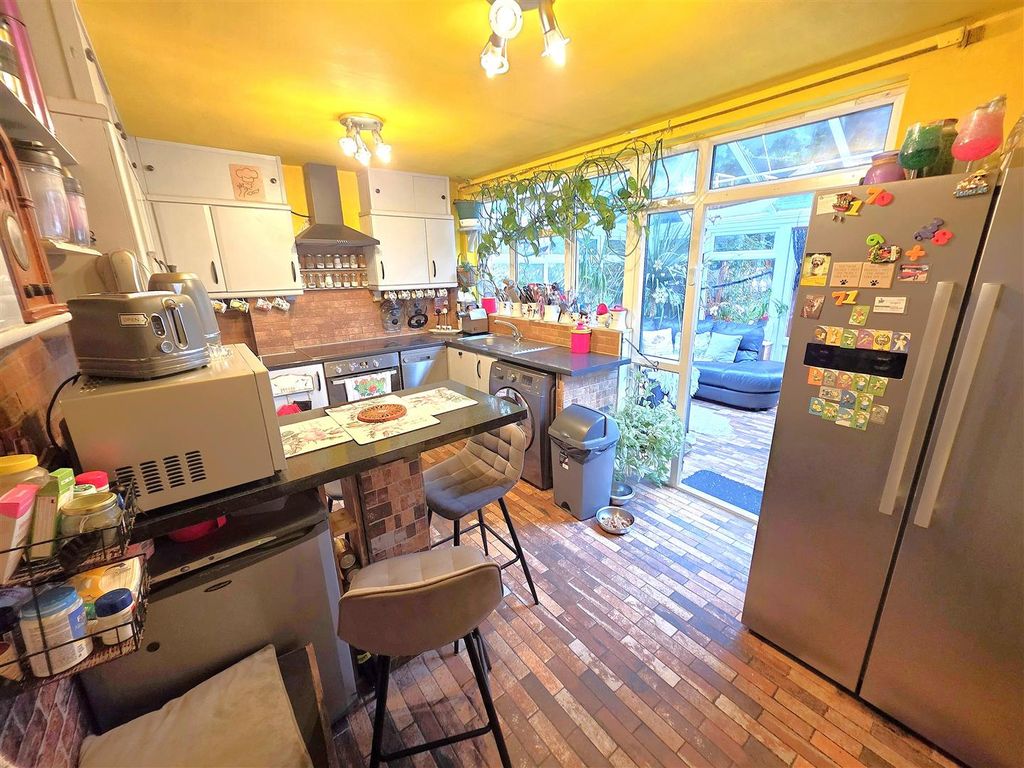 Property photo 3 of 26 20251003_112801.Jpg