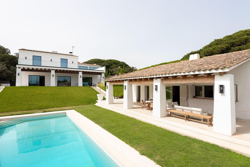 Property photo 3 of 78