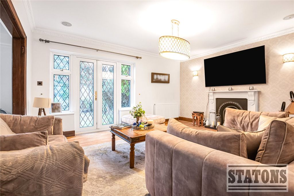 Property photo 3 of 22 Picture No. 25