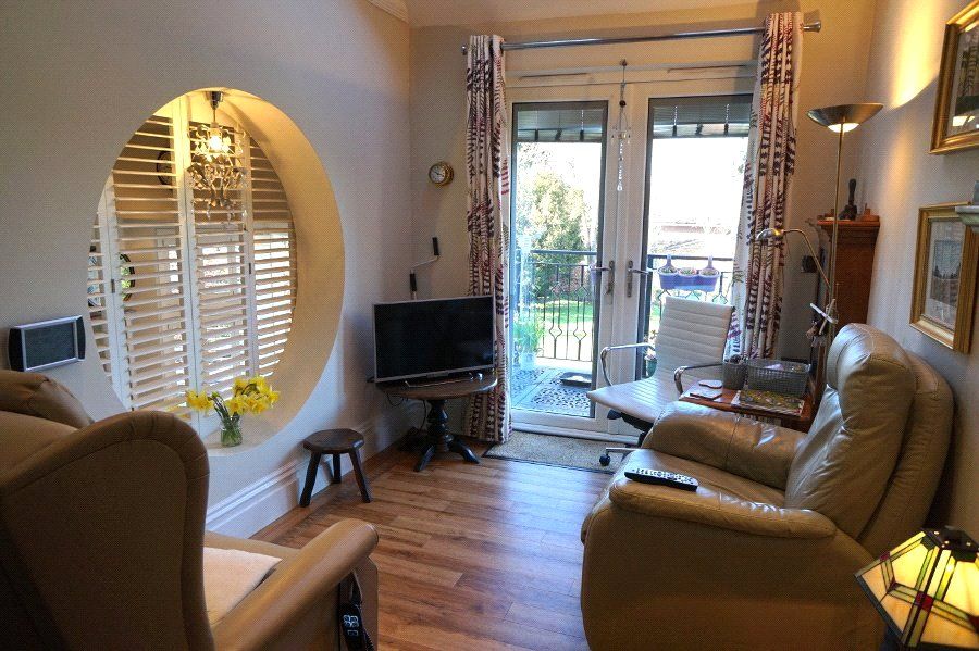 Property photo 2 of 15 Picture No. 11