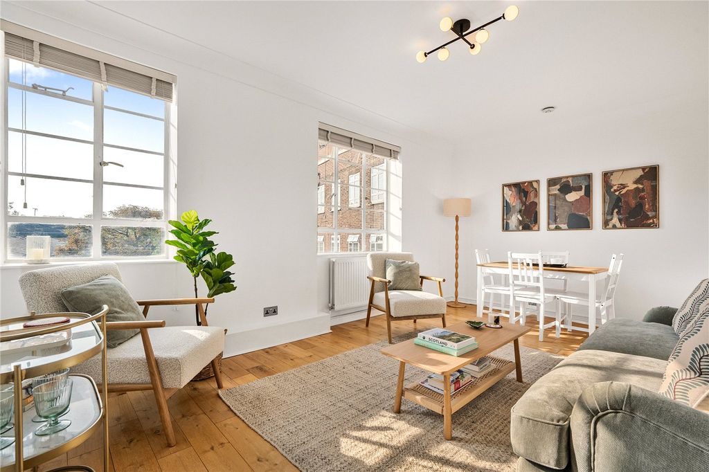 Property photo 1 of 18 Picture No. 23