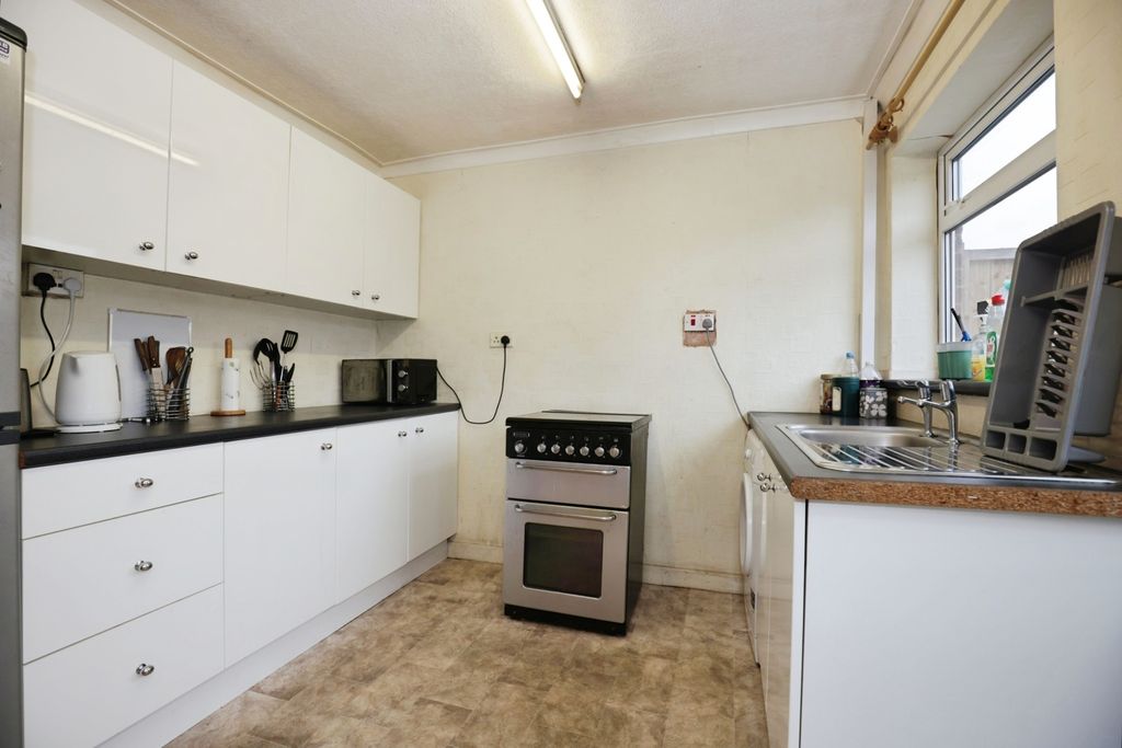 Property photo 3 of 19 Pbox-Img.Jpg