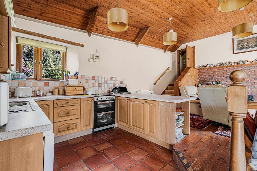 Property photo 3 of 38