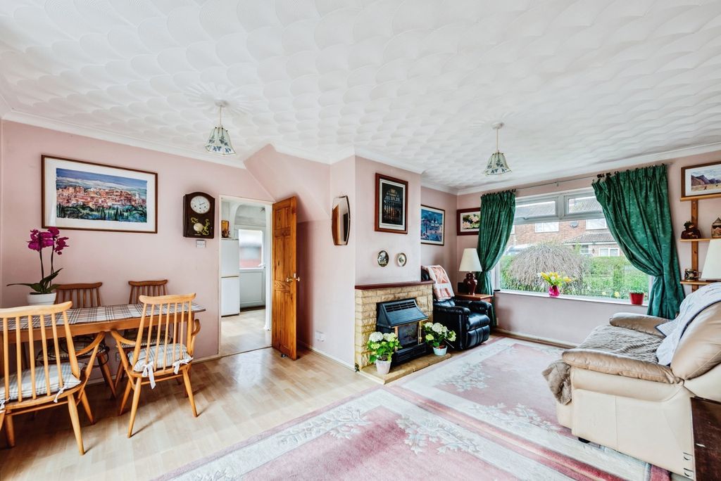 Property photo 2 of 20 Pbox-Img.Jpg