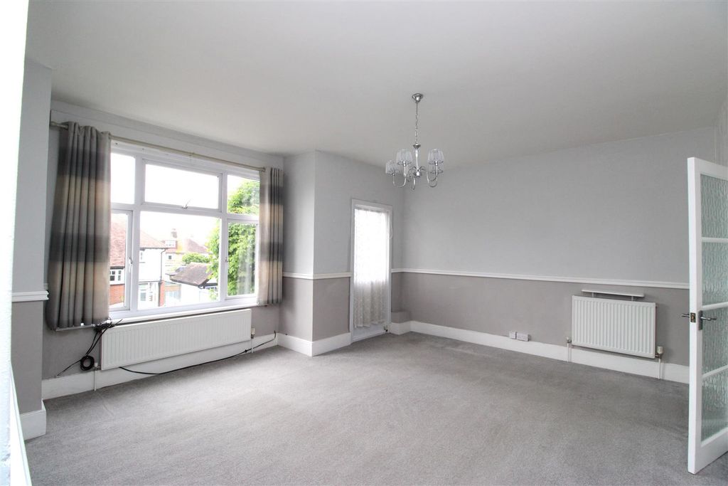Property photo 3 of 13 Img_0716.Jpg