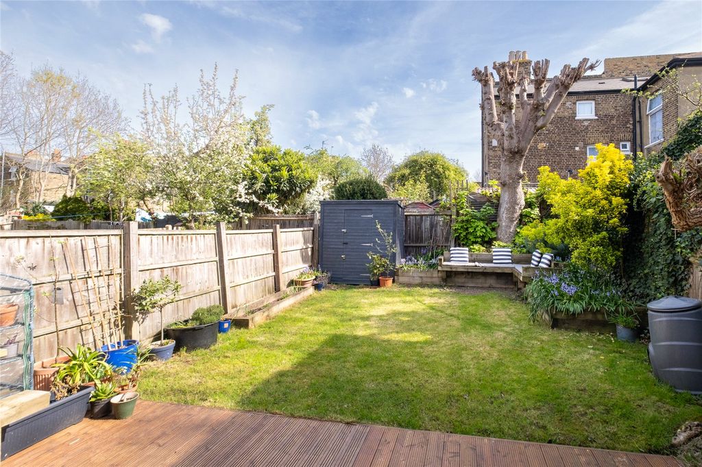 Property photo 2 of 7 Picture No. 08