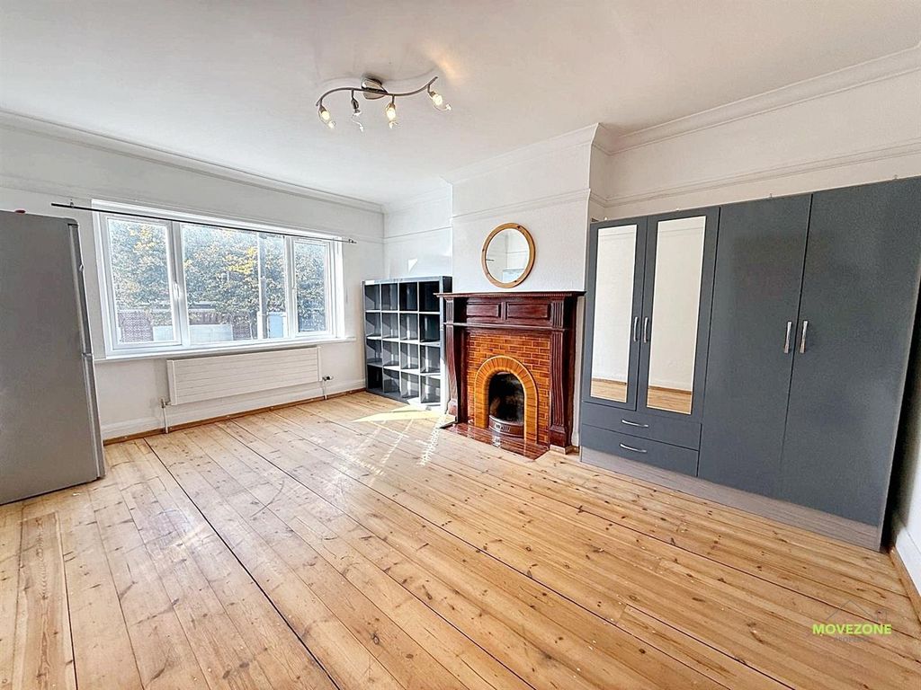 Property photo 3 of 9 5De00E9c-B095-4Be4-B206-3F0E3Eb933Aa.Jpg