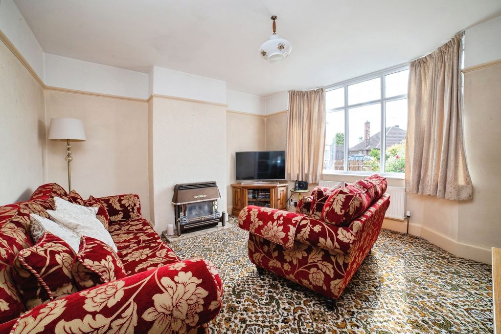 Property photo 2 of 17 Pbox-Img.Jpg