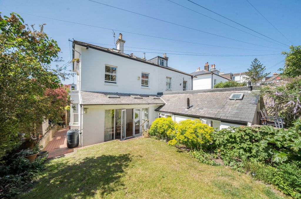 Property photo 2 of 27 1463865-3-6A15Ca5...