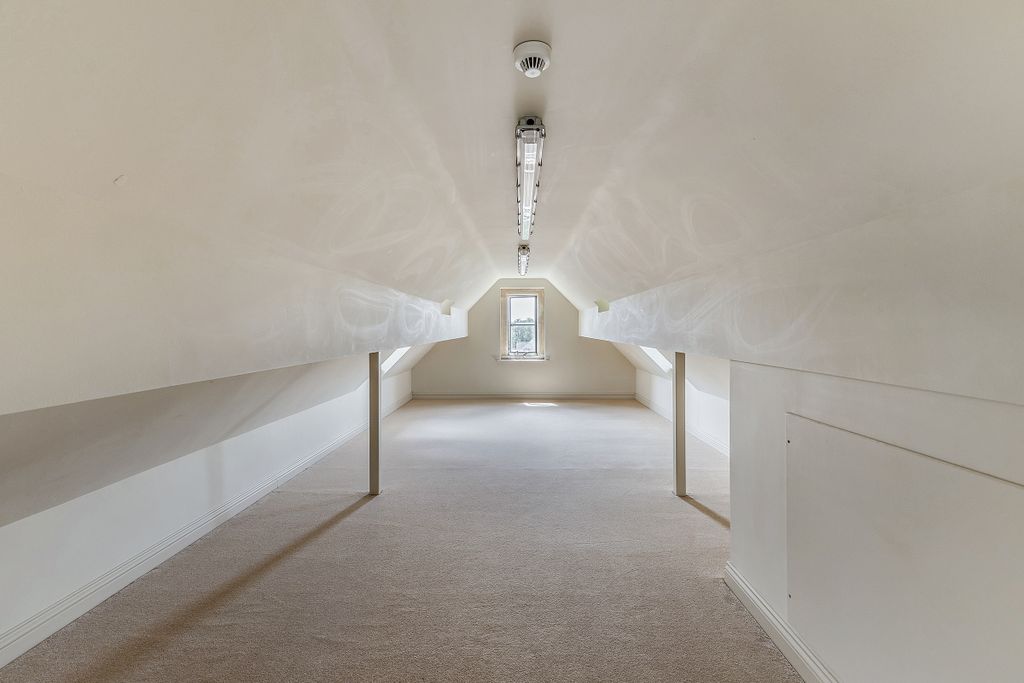 Additional image 25 of 5 bed property for saleWyck Rissington, Cotswolds, Gloucestershire GL54