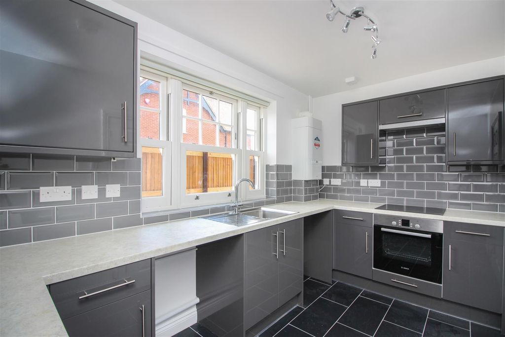 Property photo 2 of 6 Picture 2