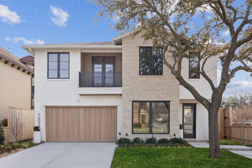 Property photo 1 of 30