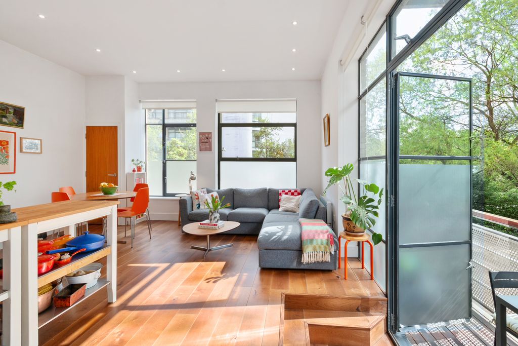 Property photo 3 of 17 Kitchen/Living View3