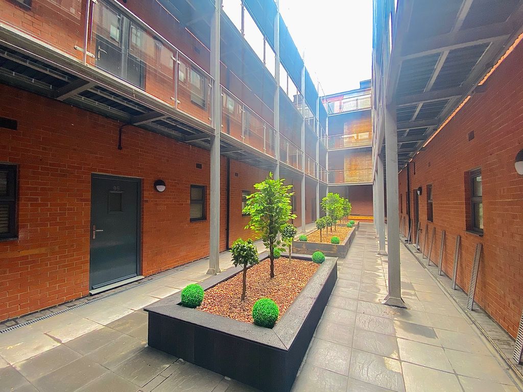 Property photo 1 of 6 Exterior