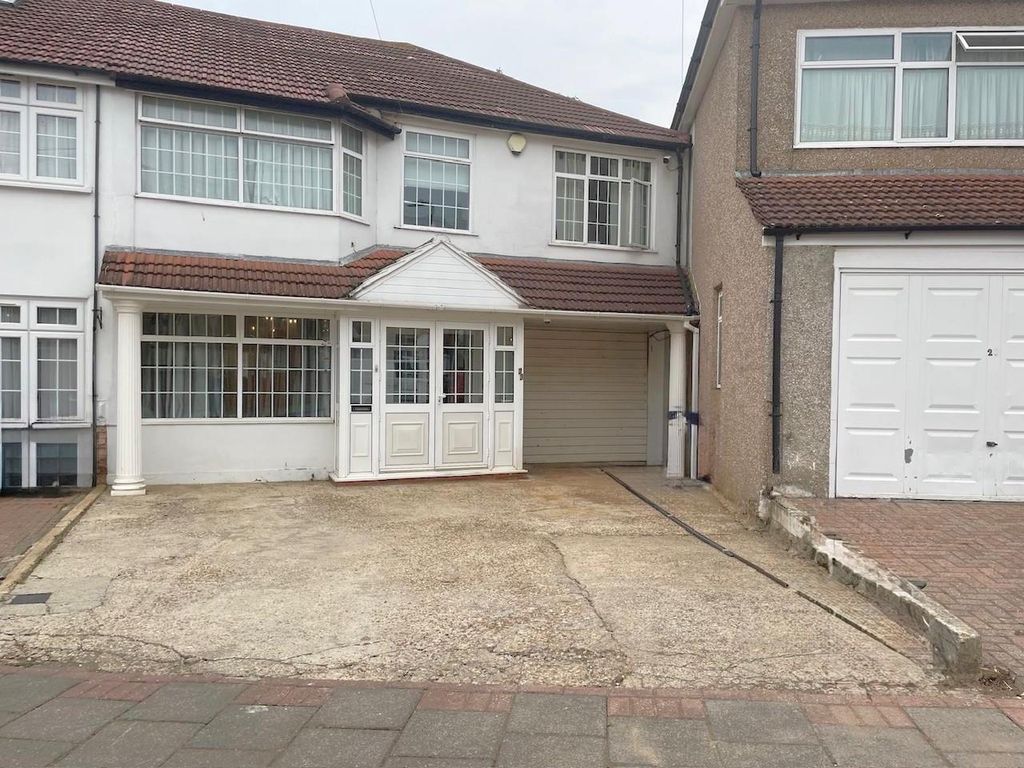 Property photo 1 of 23 7219d242-7Bfc-4Fad-8E6B-Fd804228d0F5.Jpg