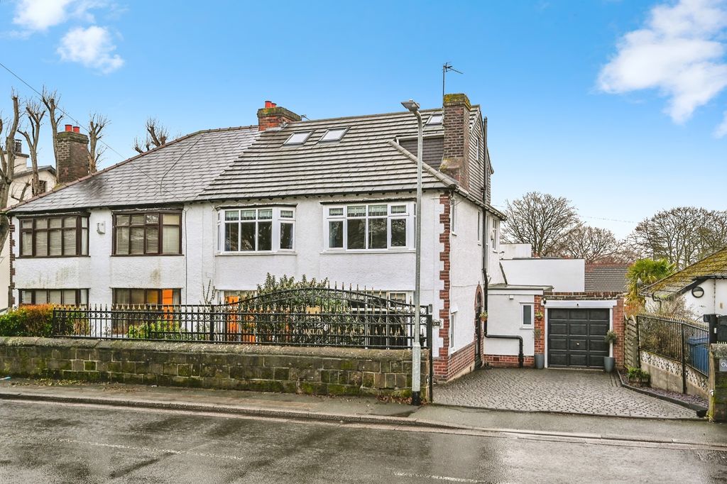 Property photo 1 of 32 Pbox-Img.Jpg