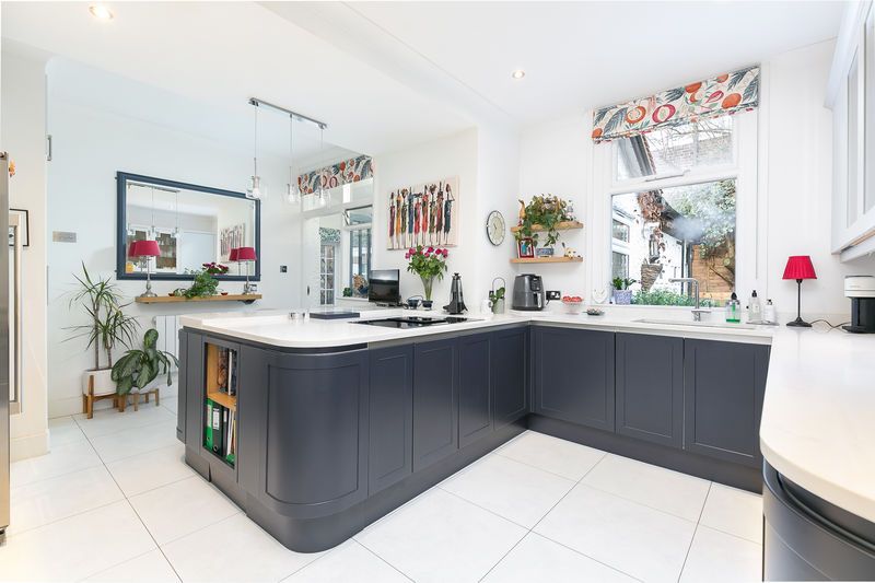 Property photo 2 of 18 Photo 5