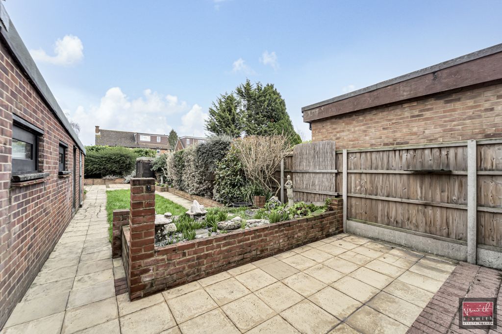 Property photo 3 of 13 Dsc08220