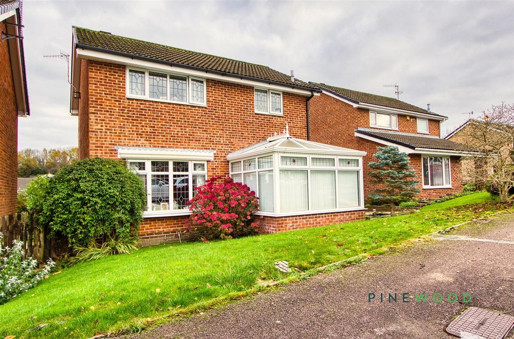 Property photo 1 of 33 Front