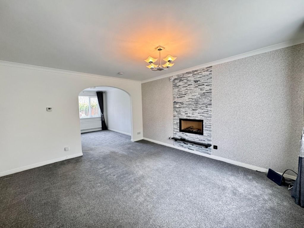 Additional image 7 of 3 bed end terrace house to rentHamilton Way, Prestwick, South Ayrshire KA9