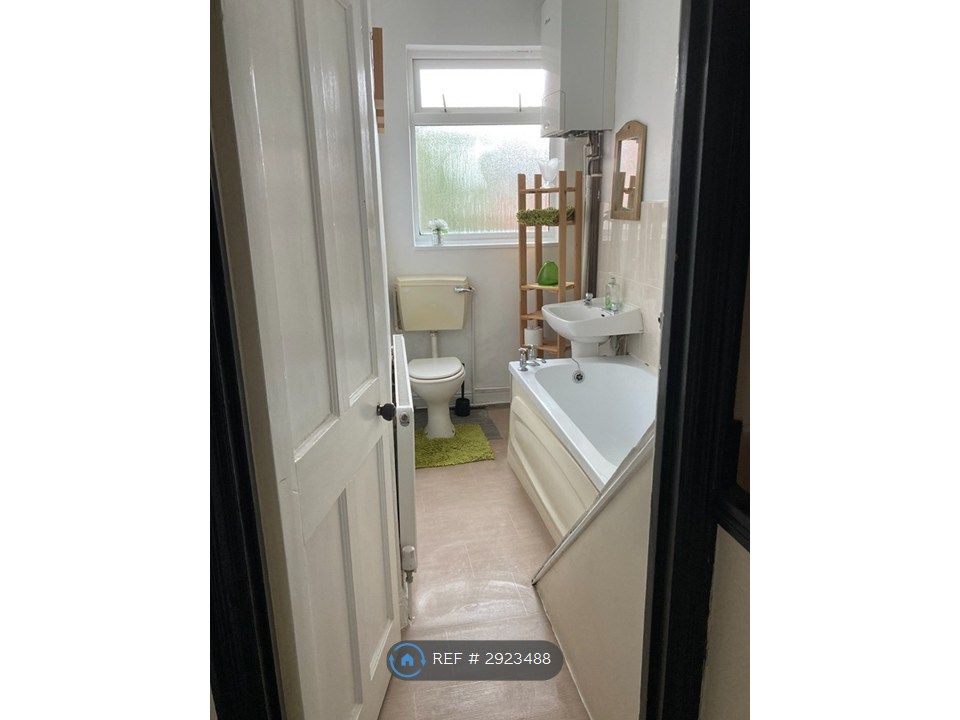 Property photo 2 of 4