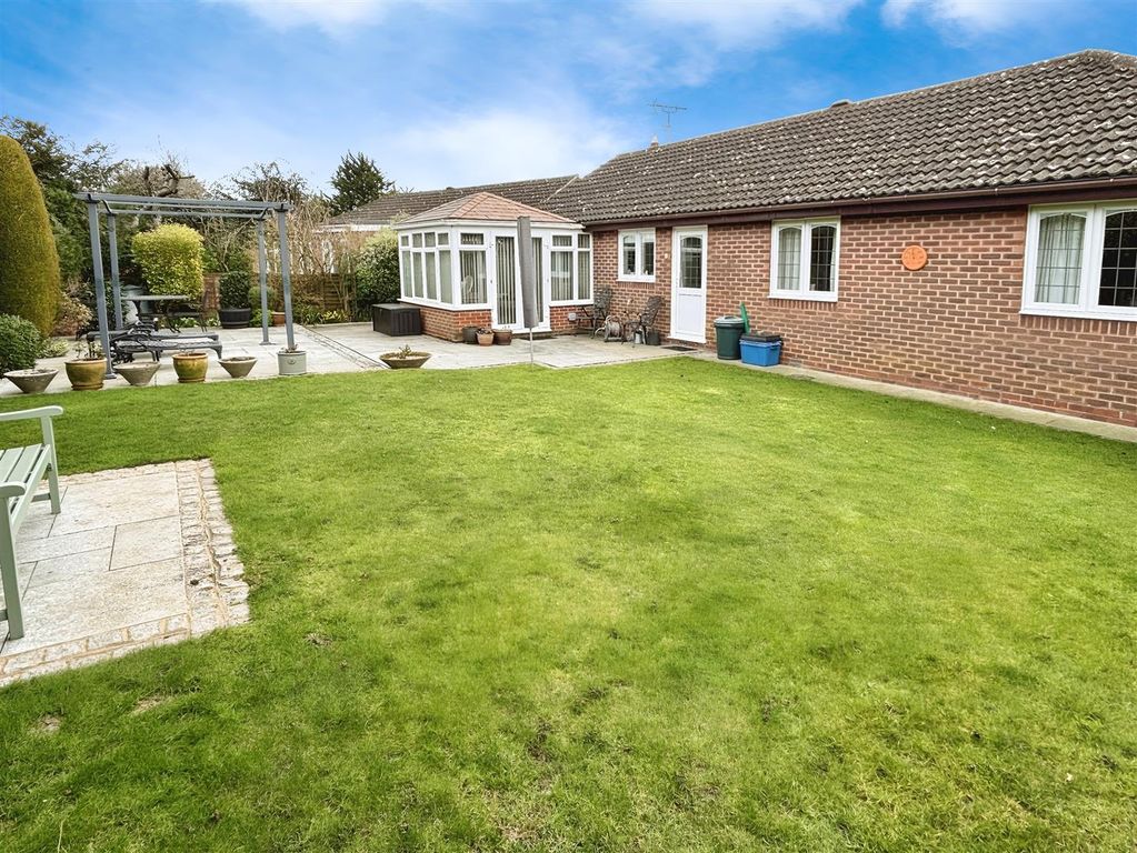 Property photo 2 of 35 Rear Garden