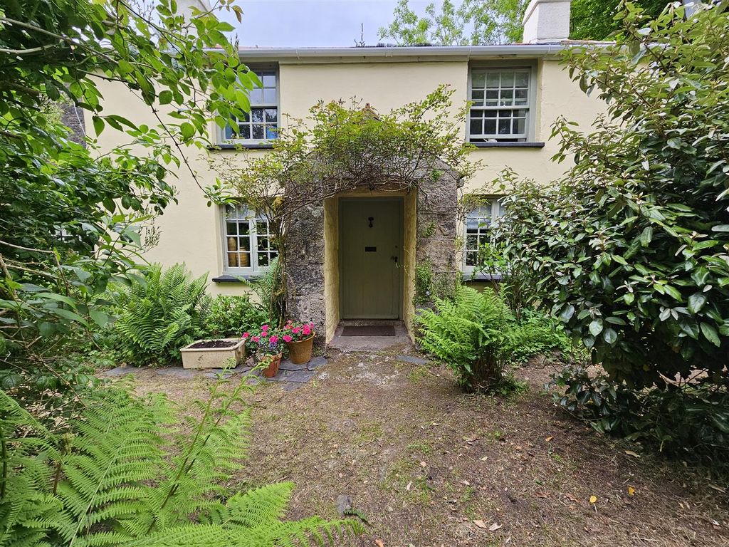 Property photo 1 of 26 Front Entrance.Jpg