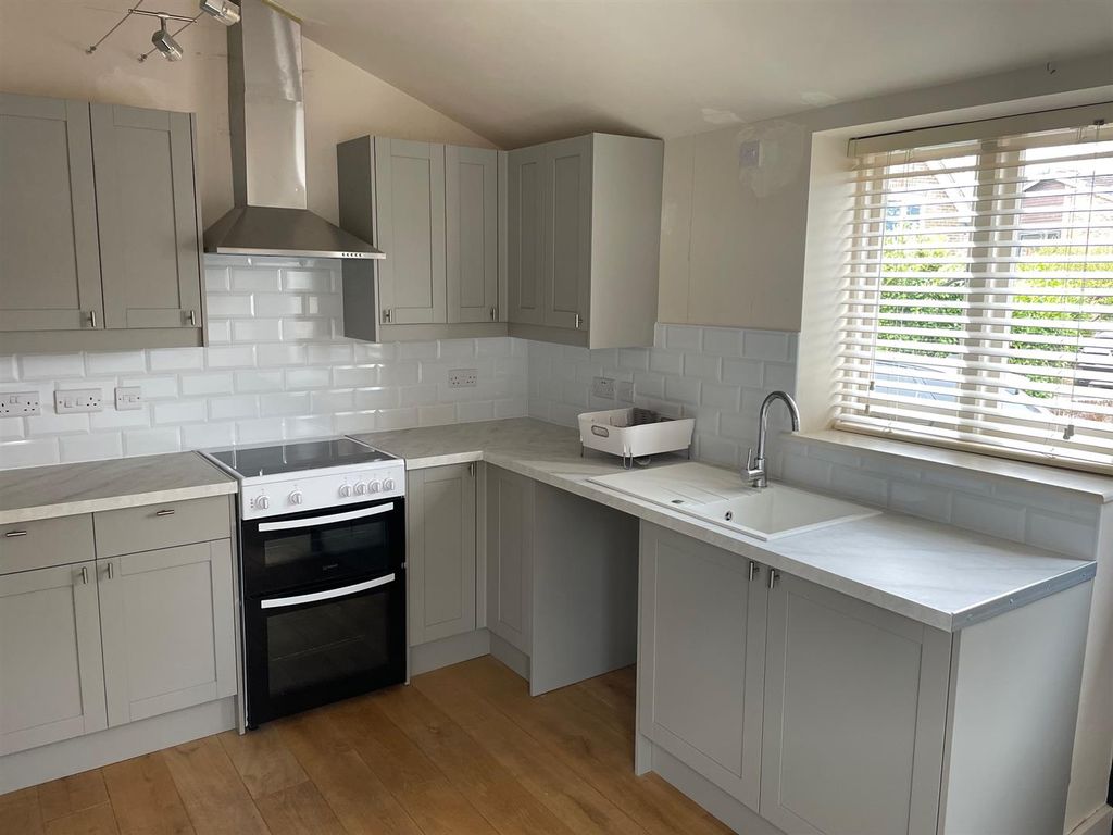 Property photo 2 of 13 Img_2179.Jpeg