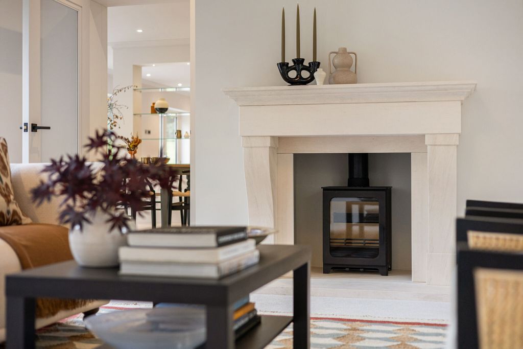 Property photo 3 of 17