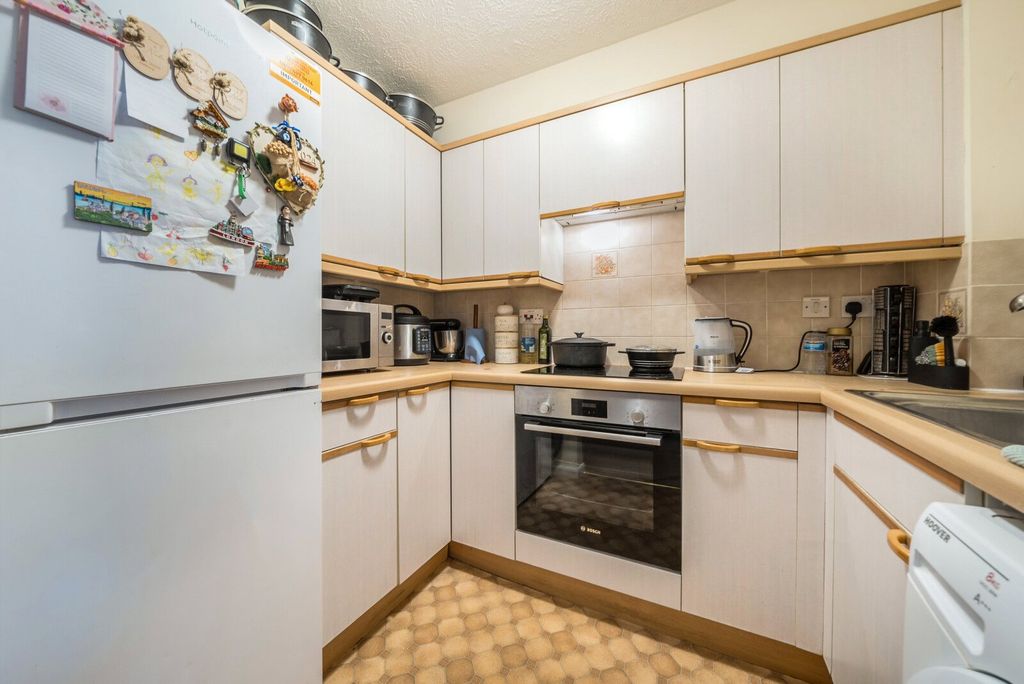 Property photo 2 of 13 Kitchen