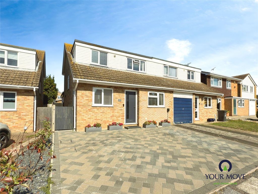 Property photo 1 of 17 External